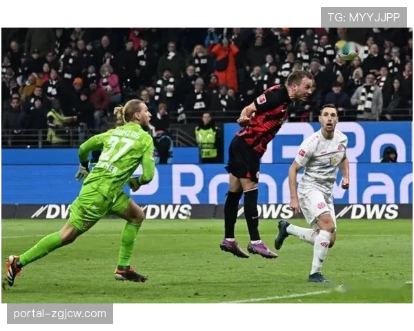 欧战席位关键战：法兰克福与弗赖堡直接对话