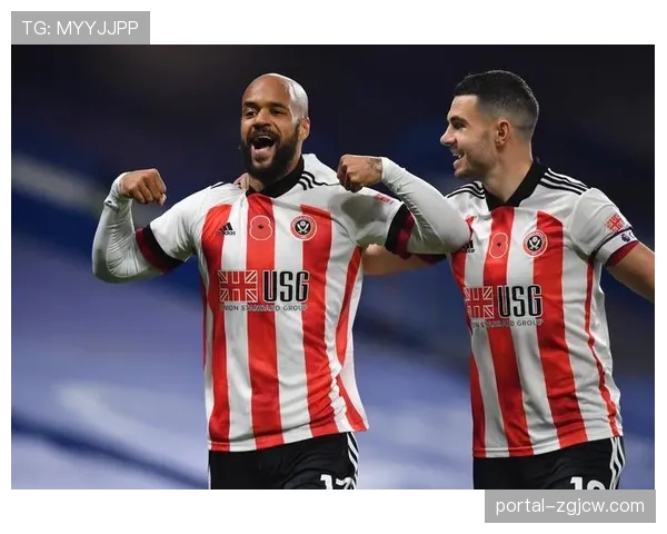 特写：终场哨响，确定降级的谢菲联队长伊根低头独自走回更衣室